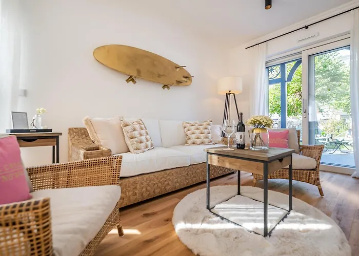 Villa Chloe Binz - App 1 Am Kurpark, Binz Exquisit